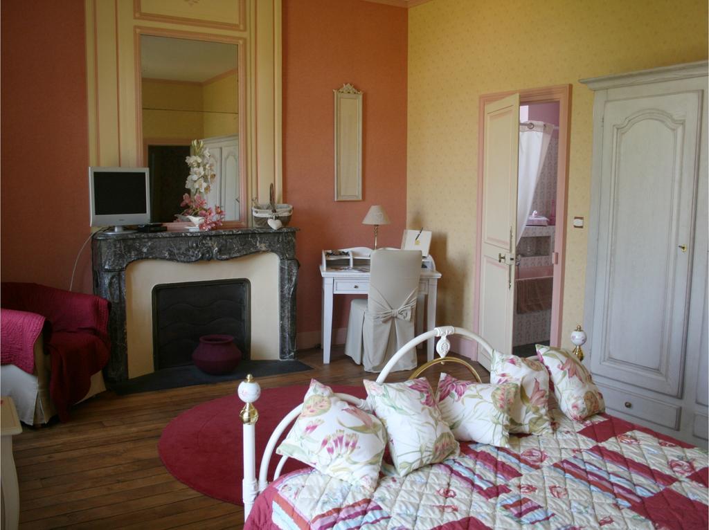 Chateau Du Clos Mortier Saint-Dizier Room photo